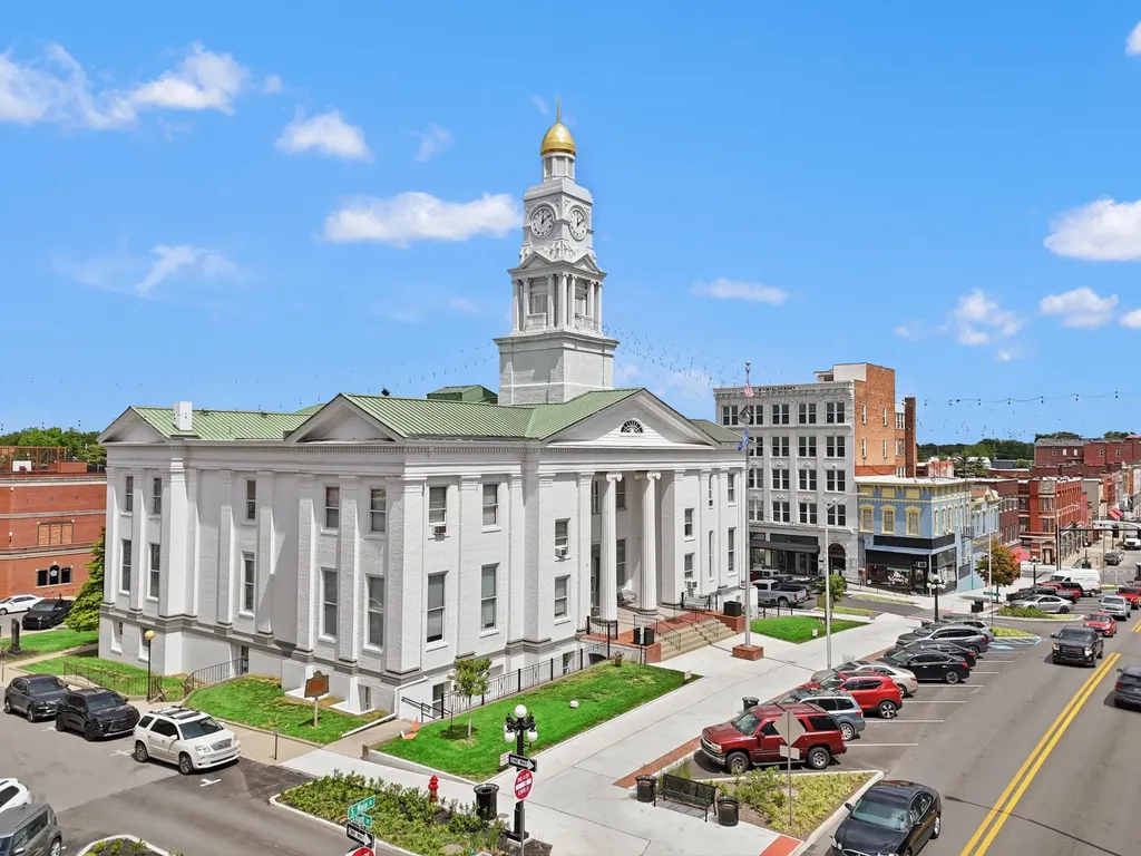 339 S Main Street Winchester KY 40391