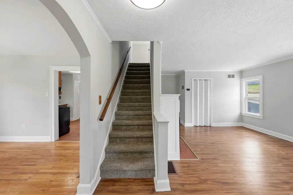 339 S Main Street Winchester KY 40391