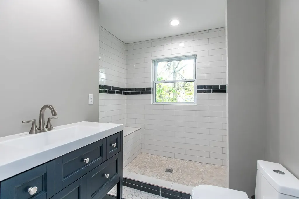 276 E Fourth Street Lexington KY 40508