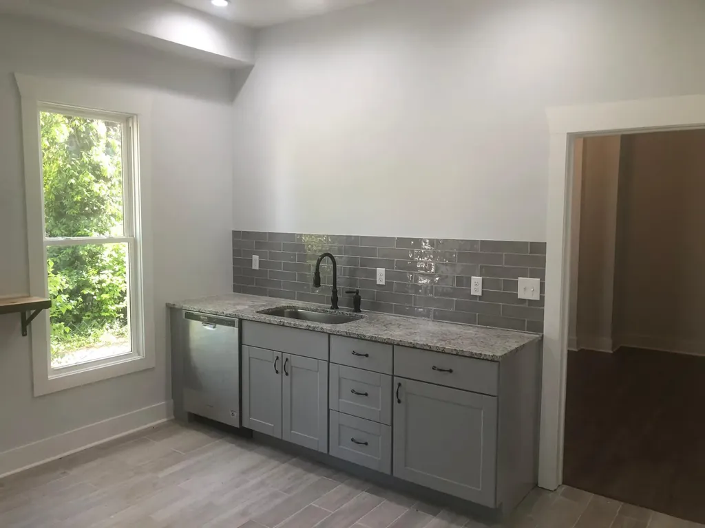 276 E Fourth Street Lexington KY 40508