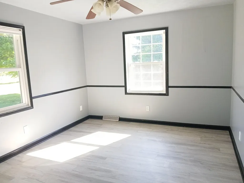 3118 Hamilton Valley Road Crab Orchard KY 40419