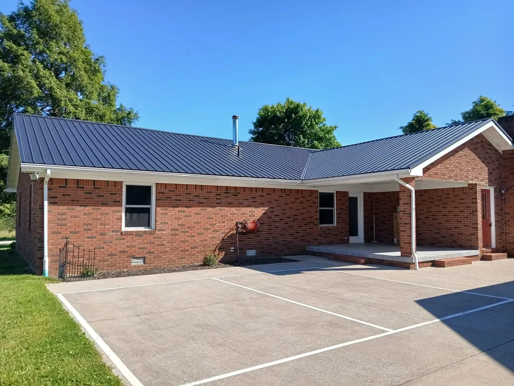 3118 Hamilton Valley Road Crab Orchard KY 40419