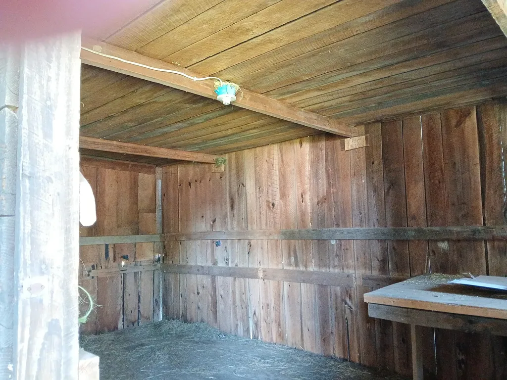 3118 Hamilton Valley Road Crab Orchard KY 40419