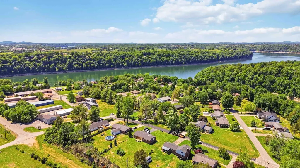 30 Childress Drive Somerset KY 42503