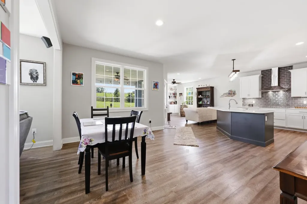 105 Delaney Ferry Road Versailles KY 40383