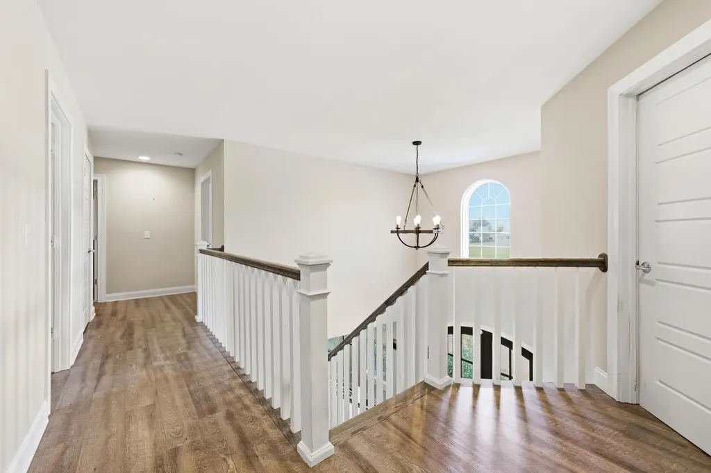 105 Delaney Ferry Road Versailles KY 40383