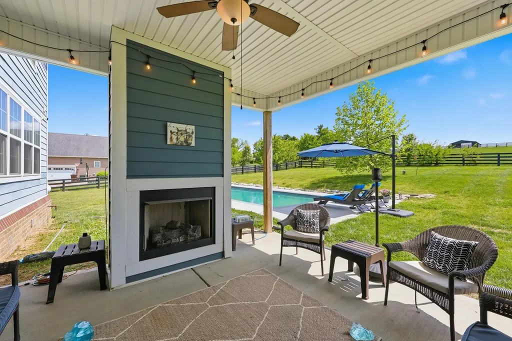 105 Delaney Ferry Road Versailles KY 40383