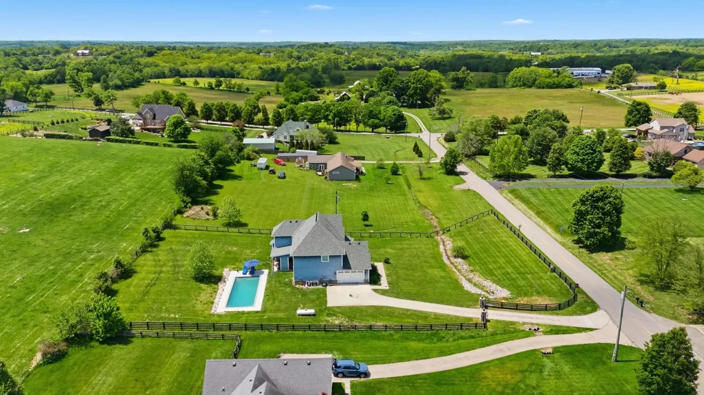 105 Delaney Ferry Road Versailles KY 40383