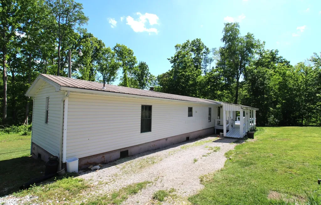 125 Boots Marie Boulevard Eubank KY 42567