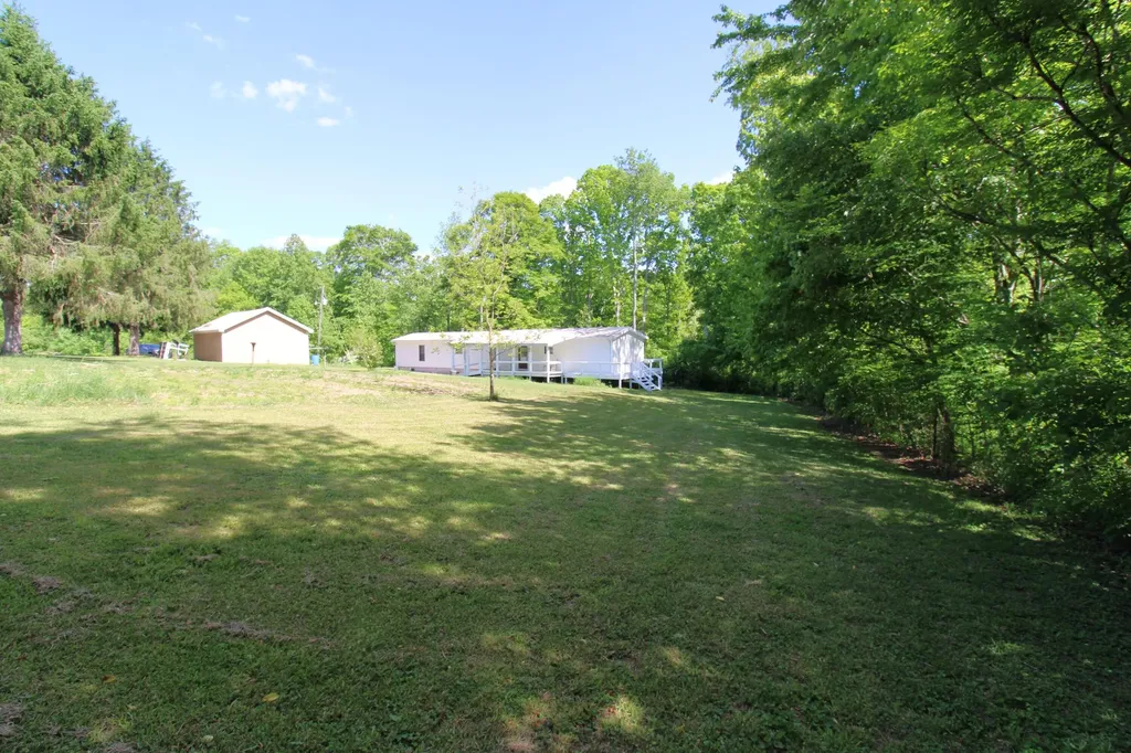 125 Boots Marie Boulevard Eubank KY 42567