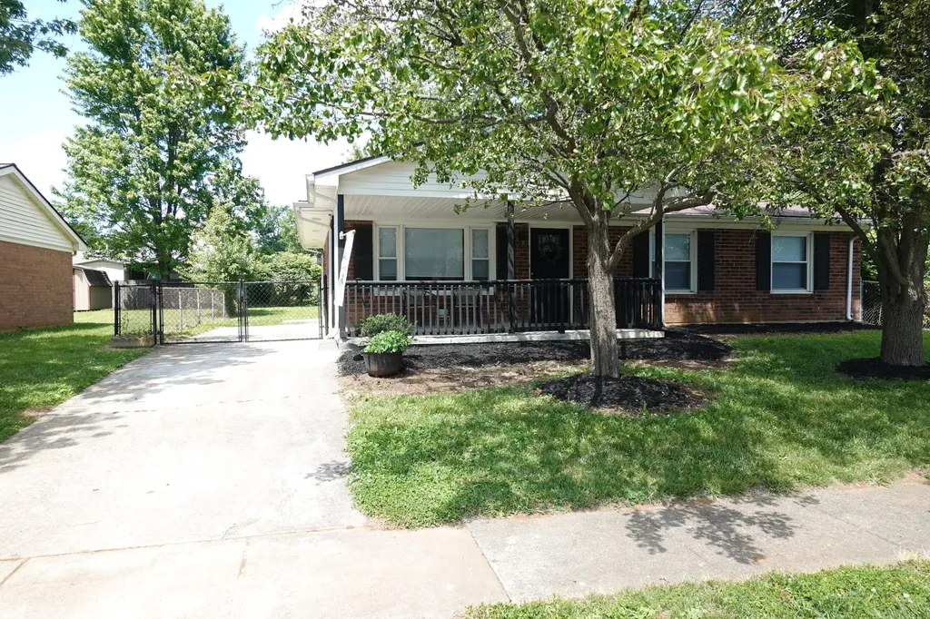 207 Westmoreland Court Georgetown KY 40324