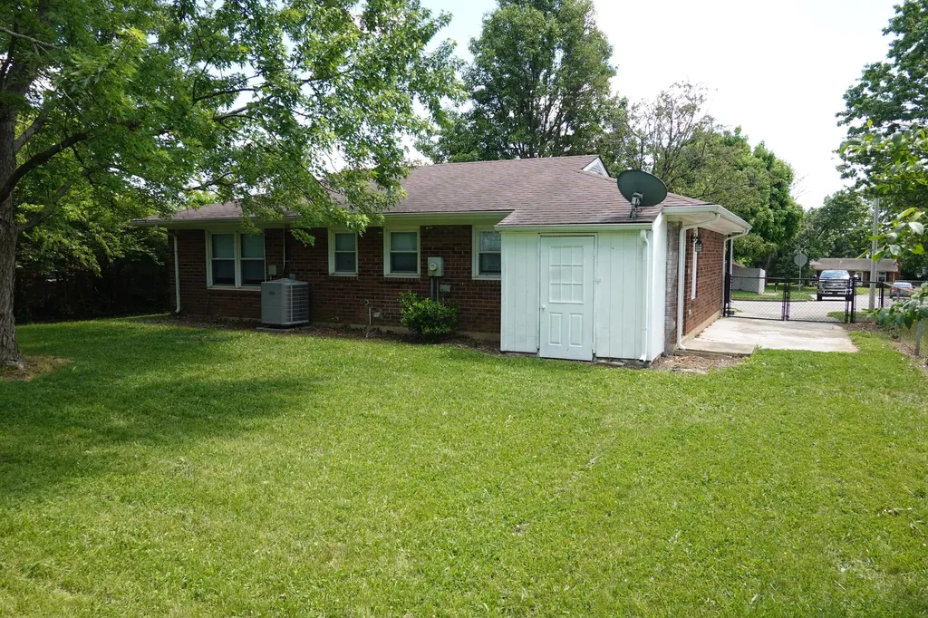 207 Westmoreland Court Georgetown KY 40324