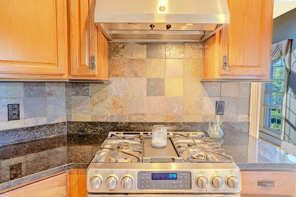916 Country Oaks Drive Richmond KY 40475