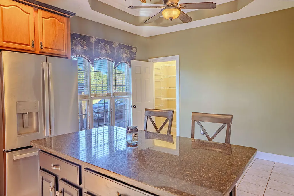 916 Country Oaks Drive Richmond KY 40475
