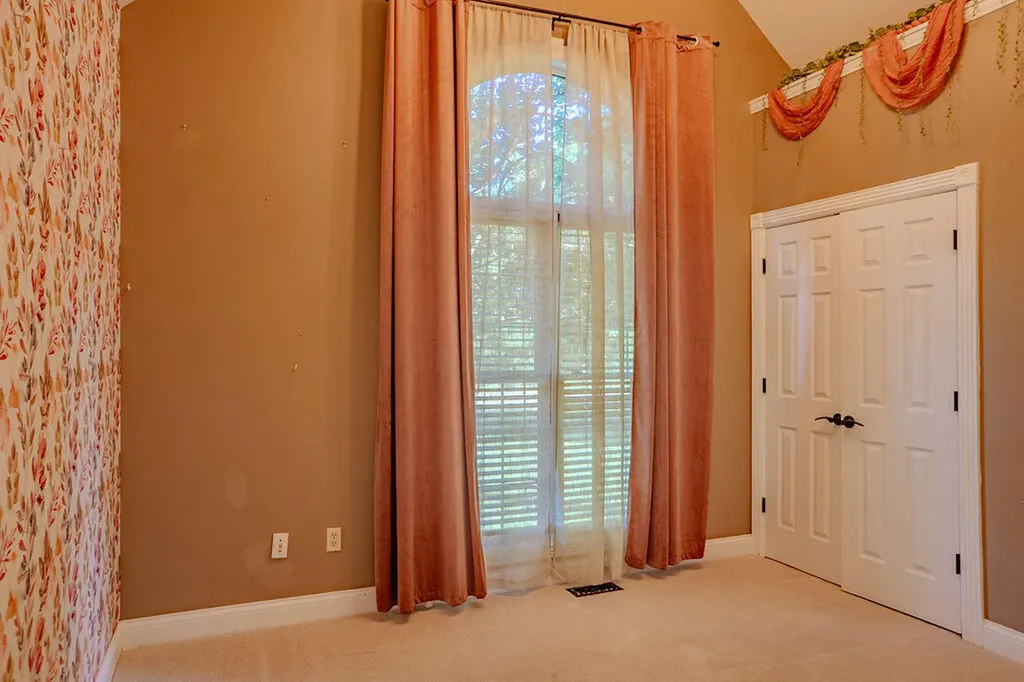916 Country Oaks Drive Richmond KY 40475