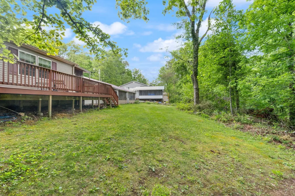 715 George Hardwick Drive Bronston KY 42518