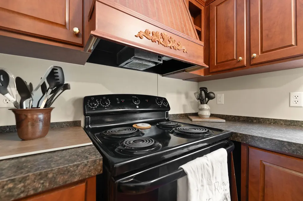 715 George Hardwick Drive Bronston KY 42518