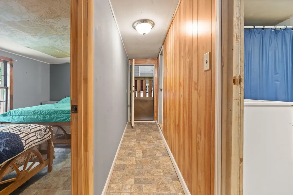 715 George Hardwick Drive Bronston KY 42518