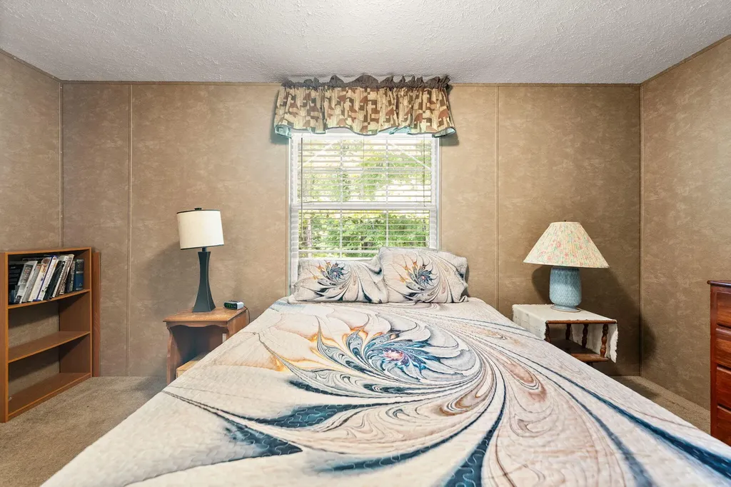 715 George Hardwick Drive Bronston KY 42518