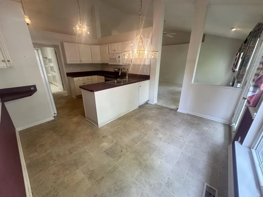 1025 Albert Lane Lexington KY 40514