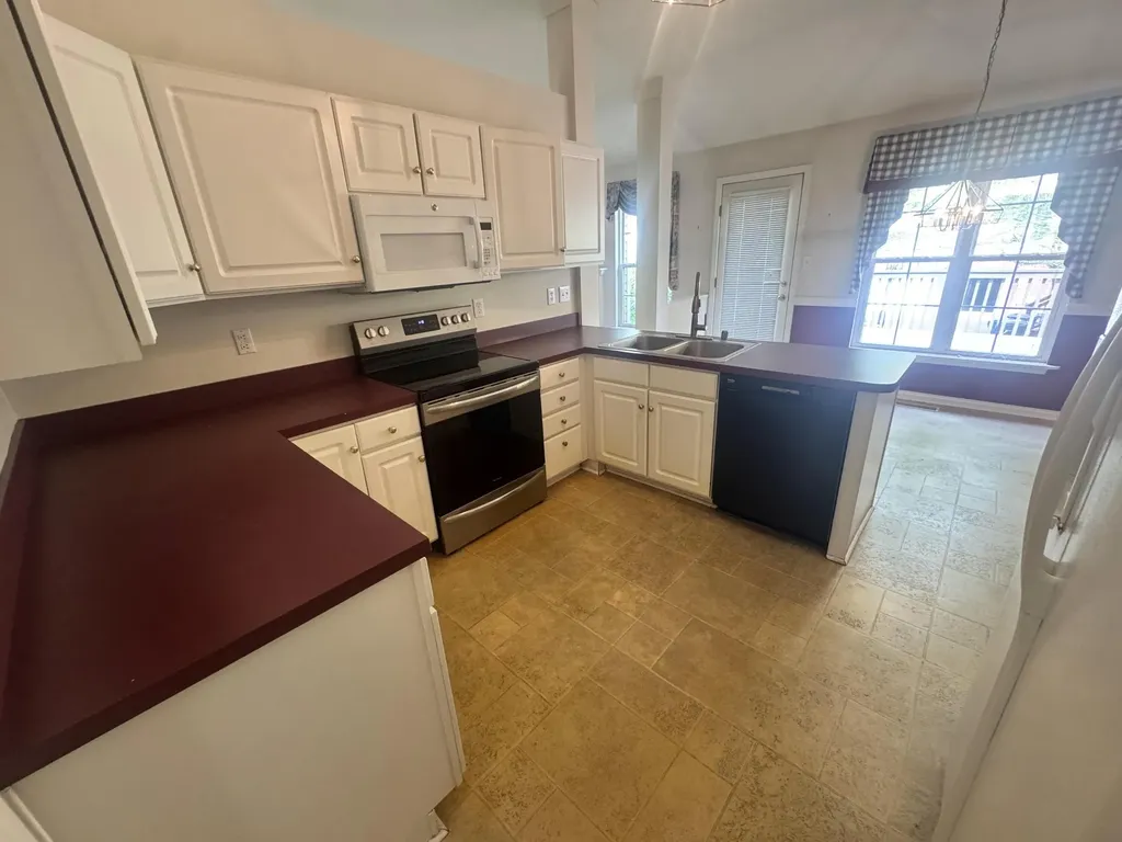 1025 Albert Lane Lexington KY 40514