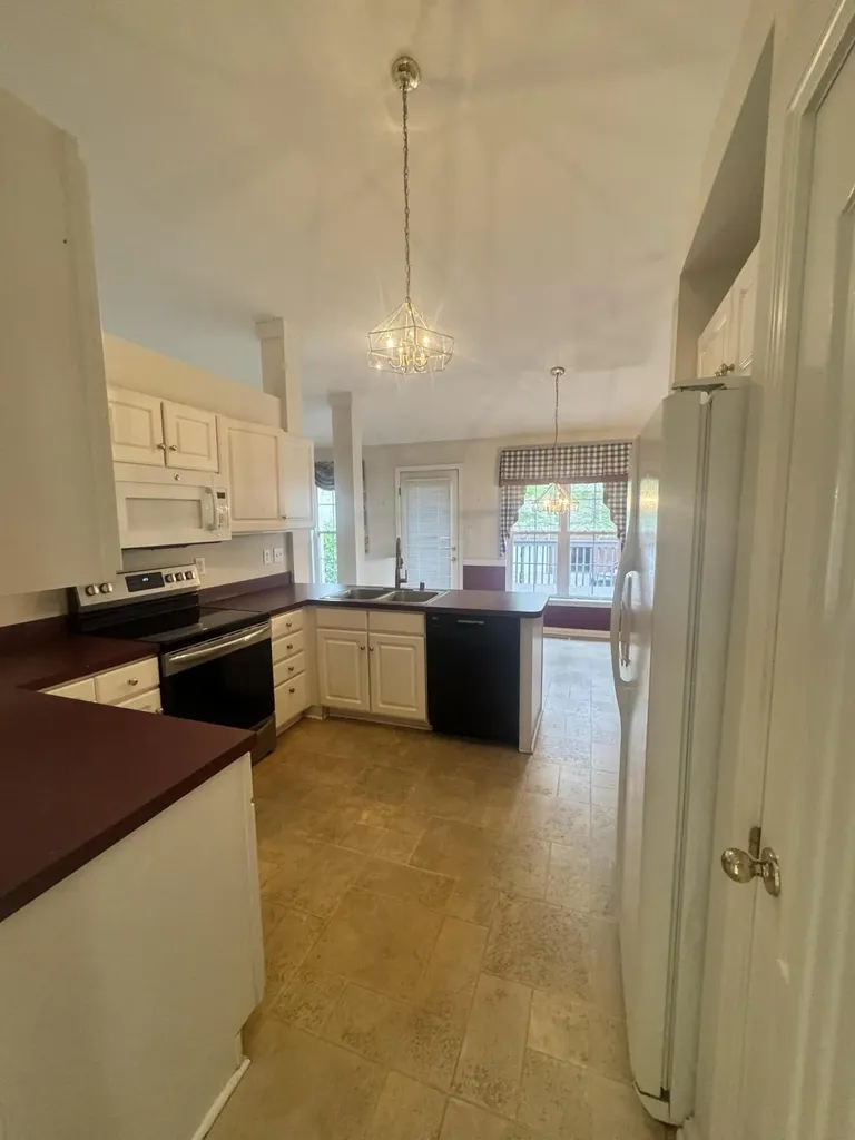 1025 Albert Lane Lexington KY 40514