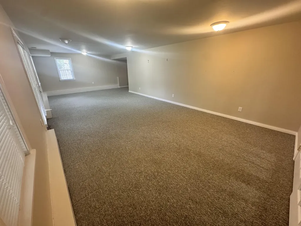 1025 Albert Lane Lexington KY 40514