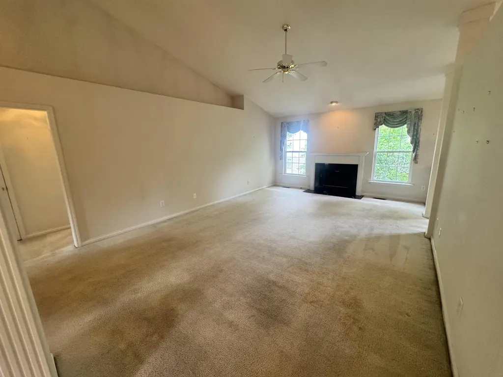 1025 Albert Lane Lexington KY 40514
