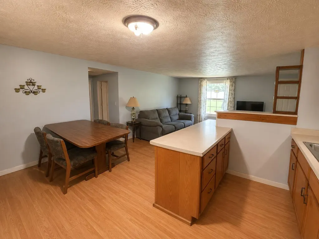 14479 Kentucky 11 Oneida KY 40972