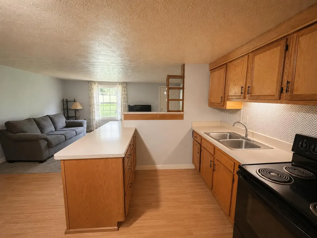 14479 Kentucky 11 Oneida KY 40972