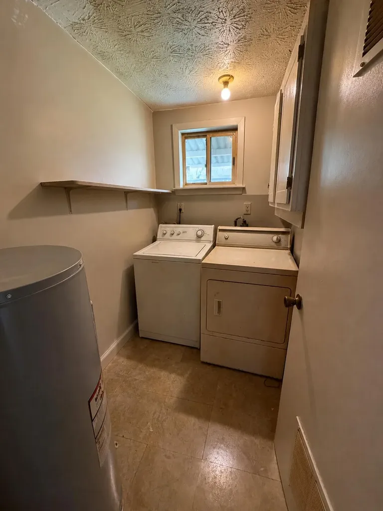 14479 Kentucky 11 Oneida KY 40972