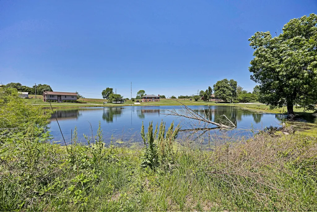 53 Mockingbird Street Lancaster KY 40444