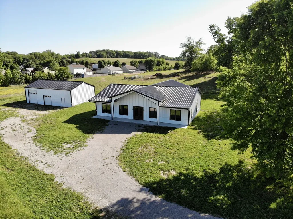 1100 Pauley Court Berea KY 40403