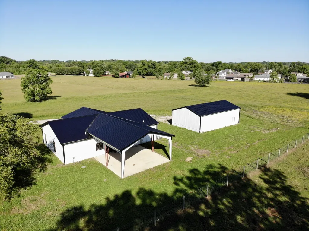 1100 Pauley Court Berea KY 40403