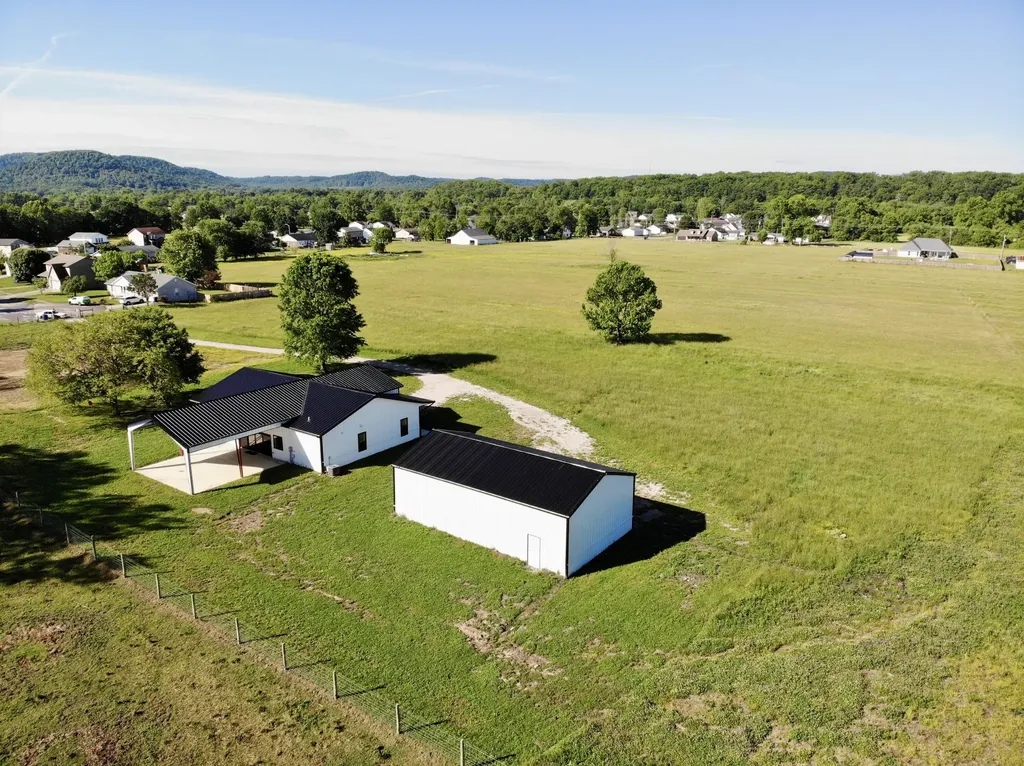 1100 Pauley Court Berea KY 40403