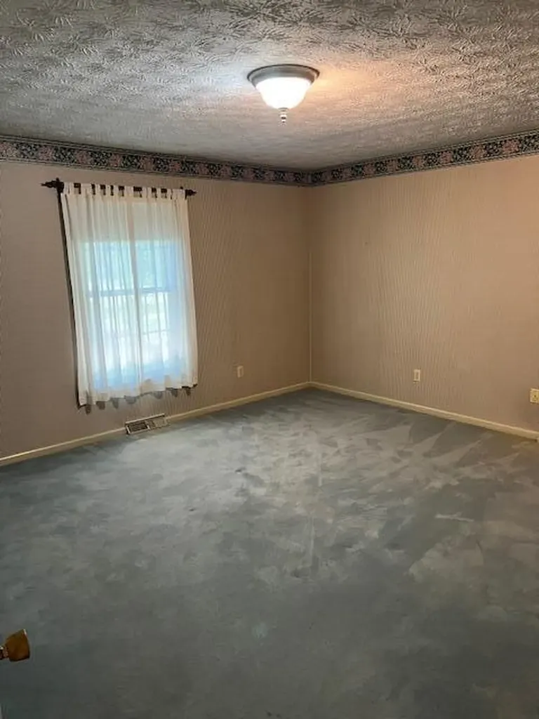 104 Club Lane Nicholasville KY 40356