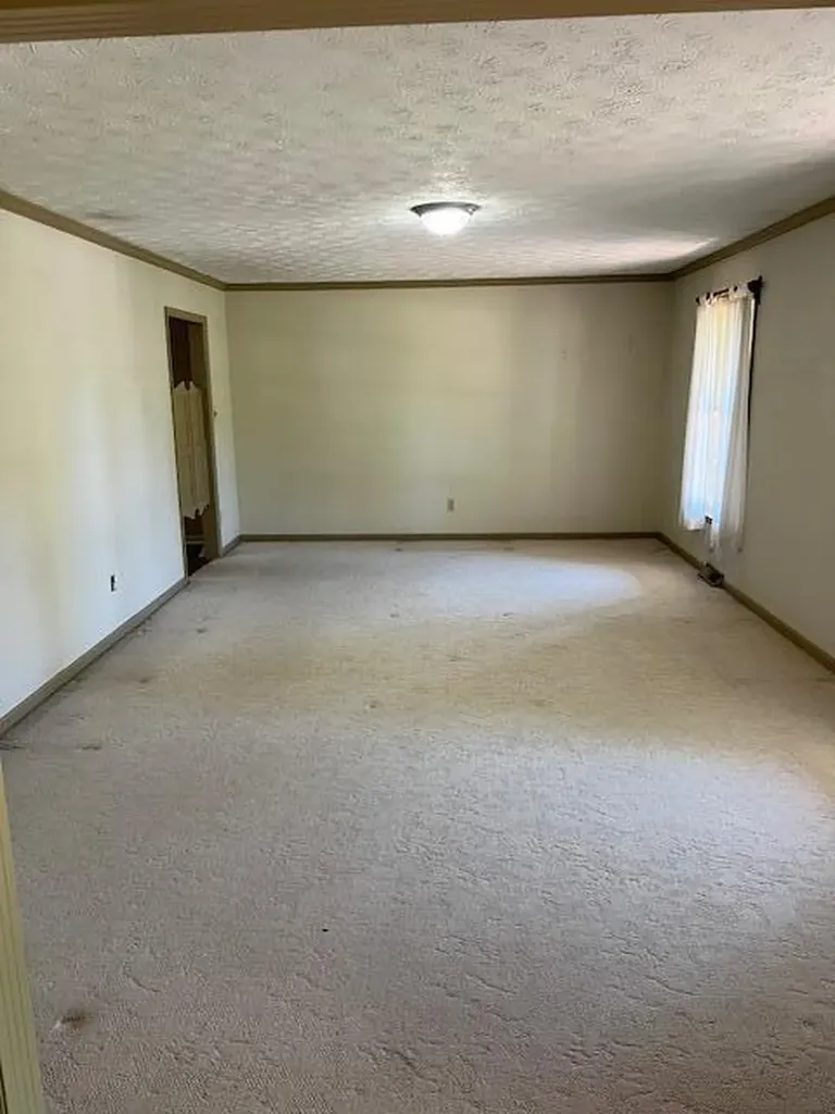 104 Club Lane Nicholasville KY 40356