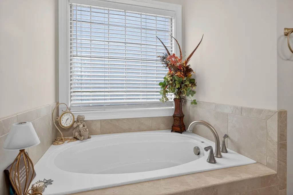 2636 Kearney Creek Lane Lexington KY 40511