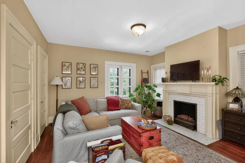 122 S Hanover Avenue Lexington KY 40502