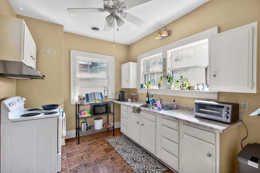 122 S Hanover Avenue Lexington KY 40502