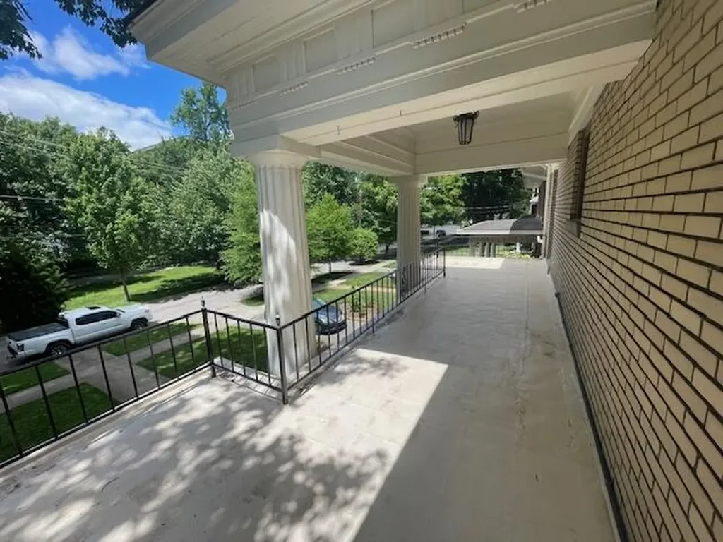 122 S Hanover Avenue Lexington KY 40502