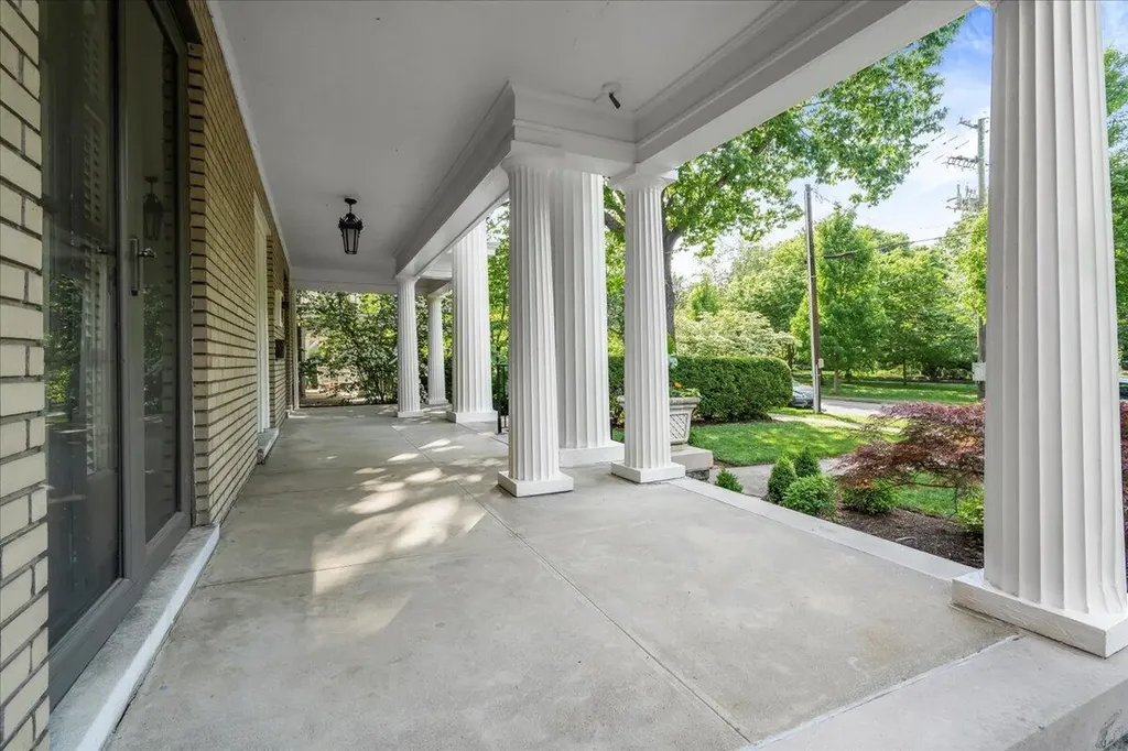 122 S Hanover Avenue Lexington KY 40502