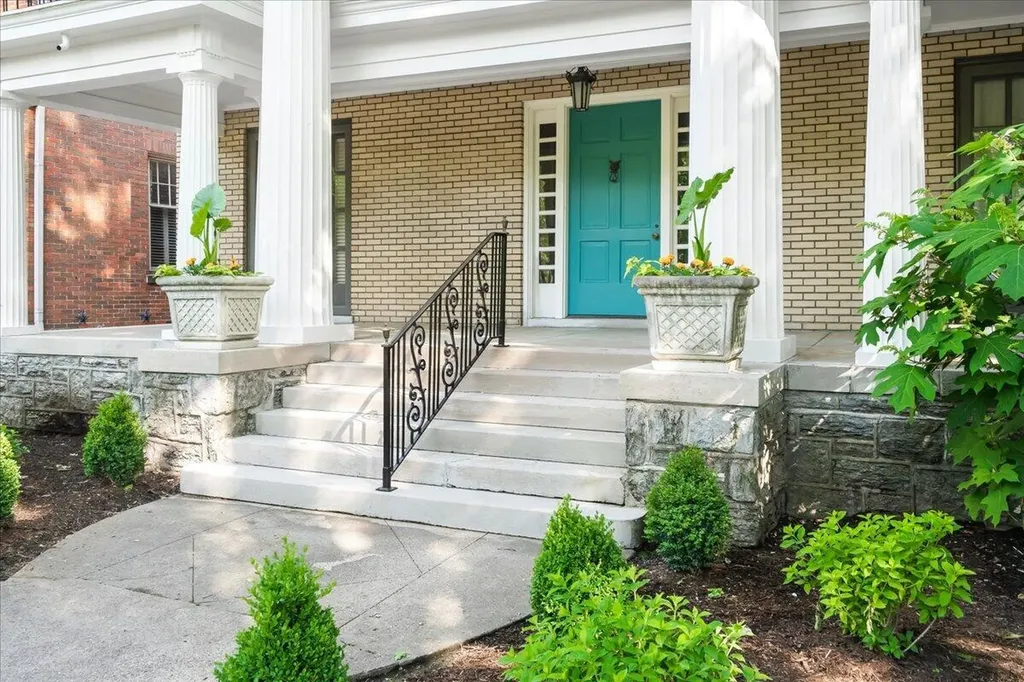 122 S Hanover Avenue Lexington KY 40502