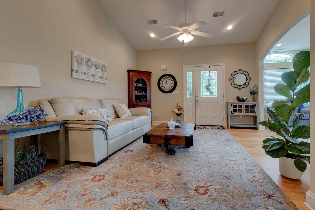 151 Evergreen Path Georgetown KY 40324