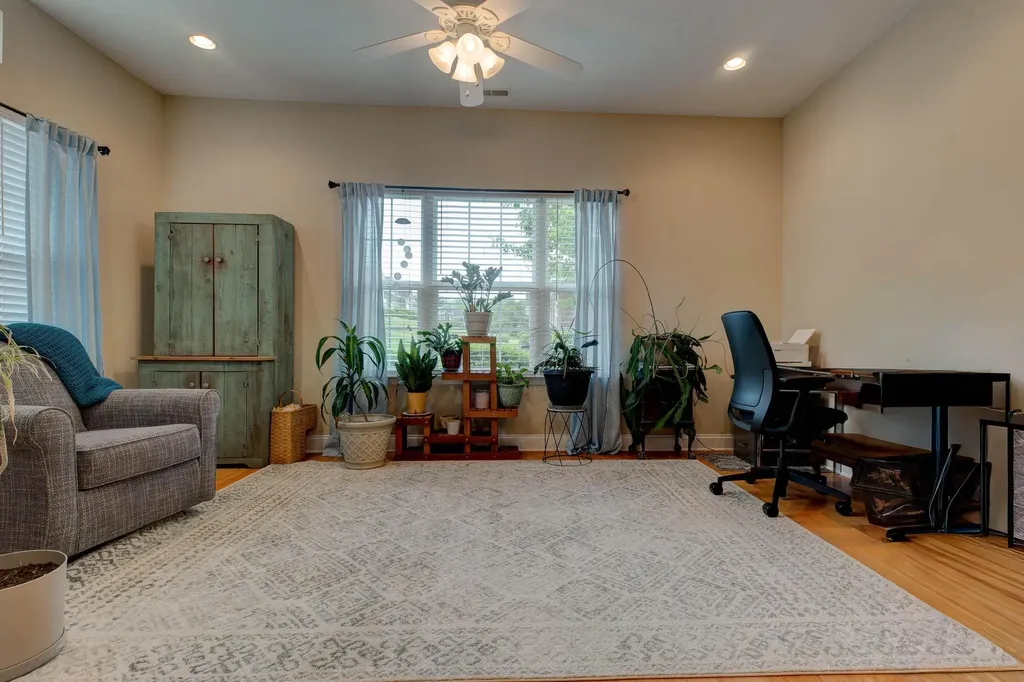 151 Evergreen Path Georgetown KY 40324