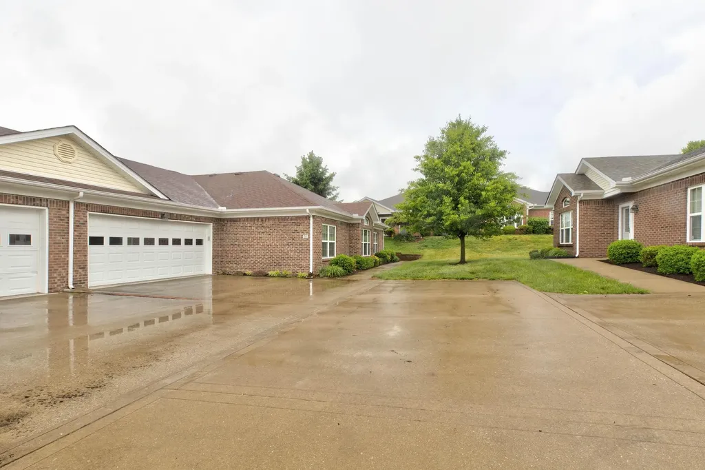 151 Evergreen Path Georgetown KY 40324
