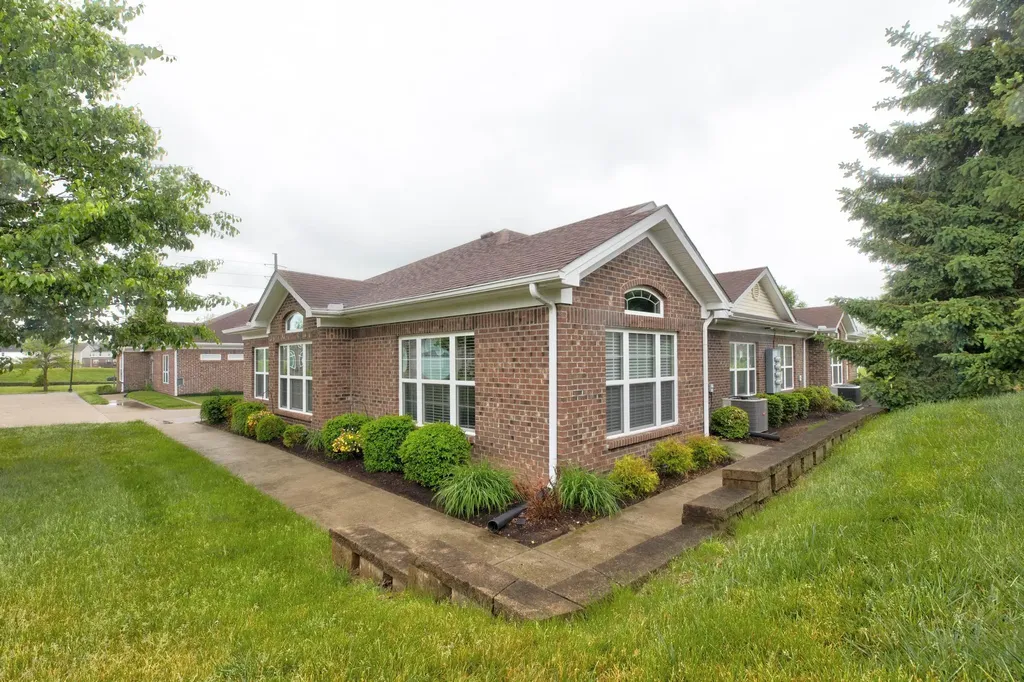 151 Evergreen Path Georgetown KY 40324
