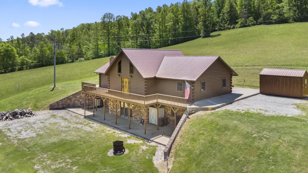2248 Key 556 Sandy Hook KY 41171