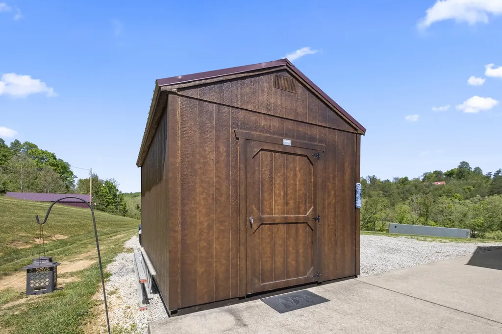 2248 Key 556 Sandy Hook KY 41171