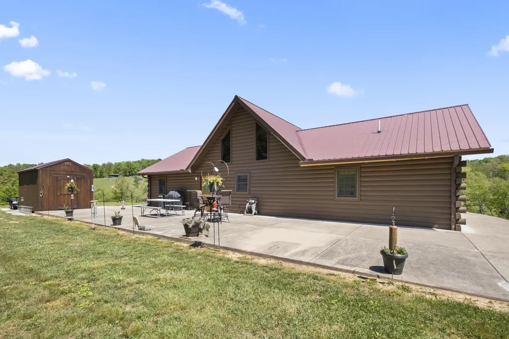 2248 Key 556 Sandy Hook KY 41171